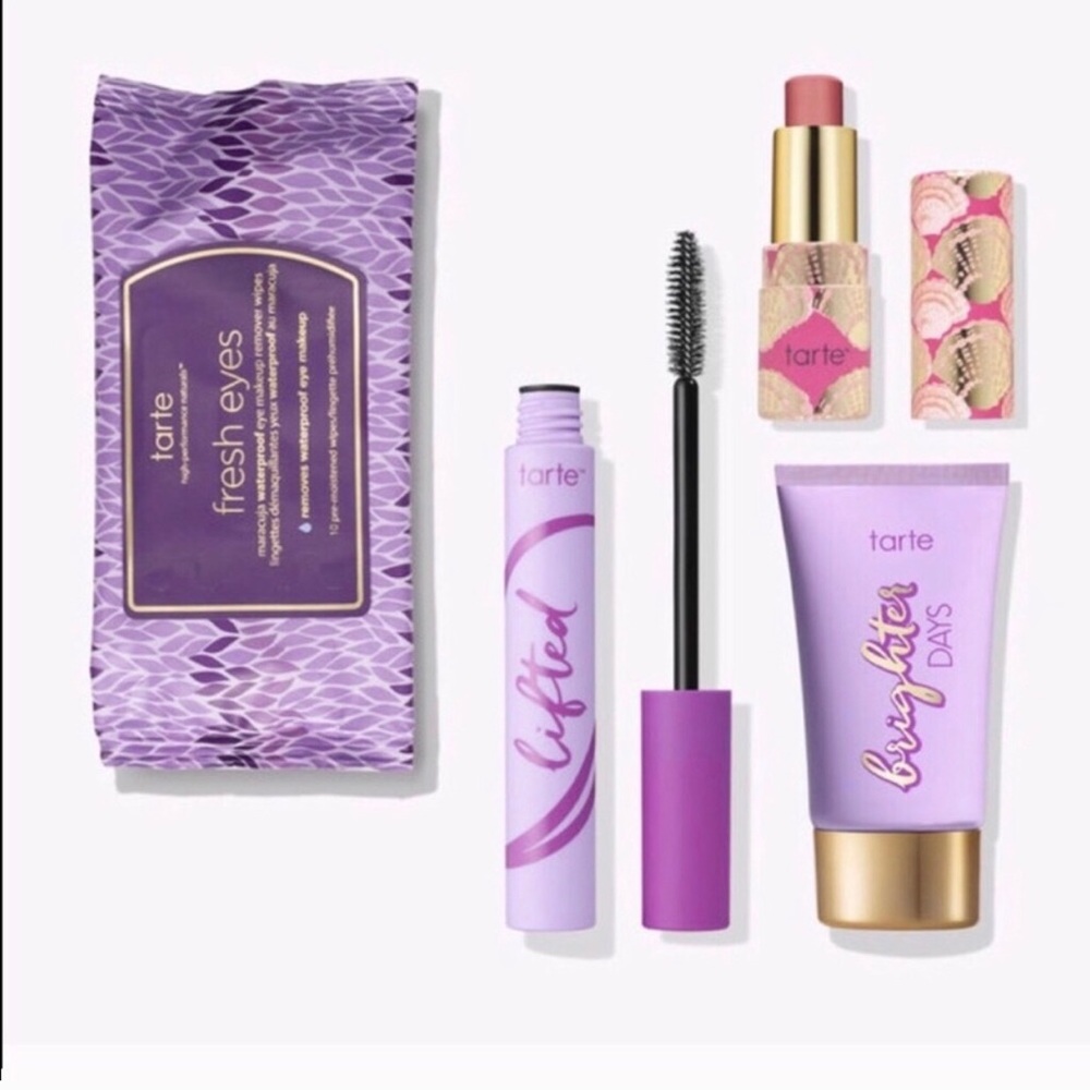 TARTE ON THE GO ESSENTIALS